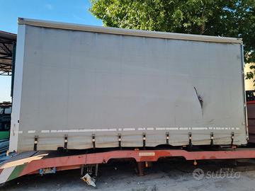 Casse e cassoni per veicoli o deposito