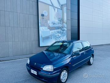 Renault Clio 1.1i cat 3 porte UP