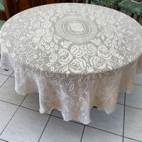 Tovaglia beige fatta a mano