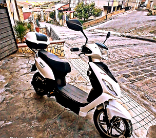 Scooter elettrico Sky 2