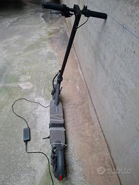 Monopattino elettrico 