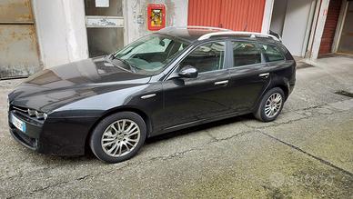 Alfa Romeo 159 Sportwagon 1.9 JTDM - bollo pagato