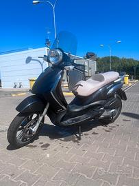 Piaggio Beverly 125 Tourer