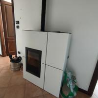 Stufa a pellet canalizzata 12 kW bianca