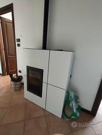 Stufa a pellet canalizzata 12 kW bianca