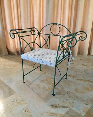 Poltrona in ferro battuto stile classico