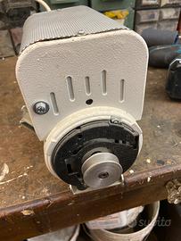 Motore macchina cucire nuovo ocel moretti  220