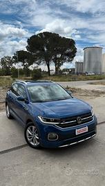 Volkswagen t-cross 1.6 TDI DSG R-line (x disabili)