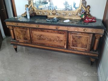 Stanza da pranzo in stile impero