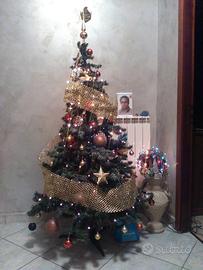 Addobbi natalizi di vari combinazione di colore