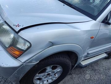 Parafango sinistro MITSUBISHI PAJERO del 2000