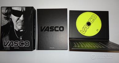 Vasco Rossi : 2 DVD, 4 CD Originali & 2 T-Shirt