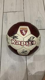 Pallone del Torino Kappa firmato dalla squadra