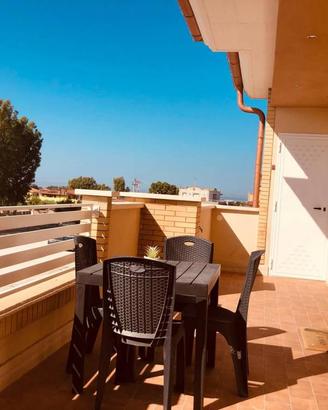 Attico / Mansarda di 105 m² con 5 locali a Pomezia