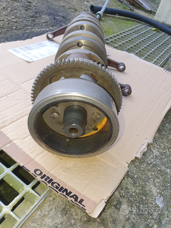 Gs 750 albero motore