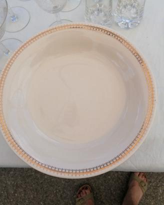 6 piatti con bordo oro