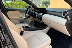 mercedes classe A 180 automatica solo 51000km.