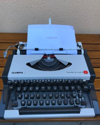 Macchina da scrivere