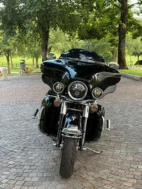 Harley-Davidson FLHTCU Ultra Classic Electra Glide