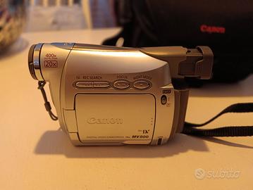 video camera Canon MV 800 