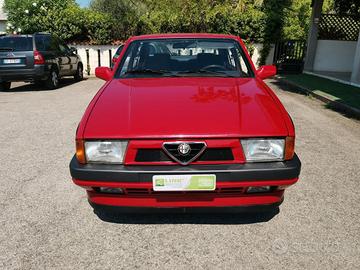 Faro anteriore Alfa Romeo 75 Carello originale 