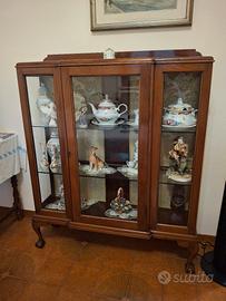 Vetrina mobile inglese