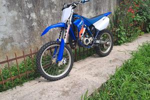 yz 85 (accetto proposte,possibilità di spedizione)