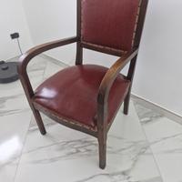 poltrona epoca in pelle rossa