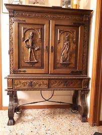 credenza stile spagnolo