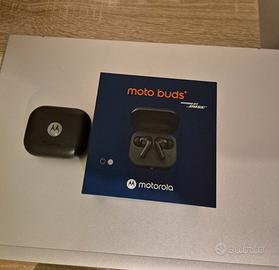 Motorola buds+ by Bose 