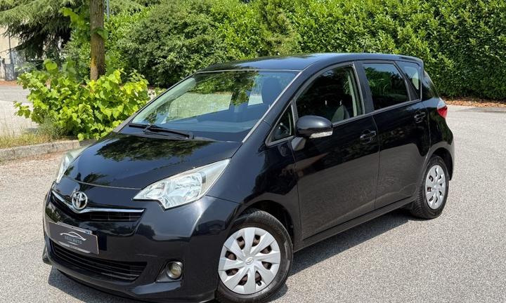TOYOTA Verso-S 1.3 MT CAMERA UNICO PROPRIETARIO