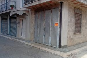 Garage a Cagnano Varano