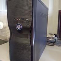 Case PC desktop vuoto