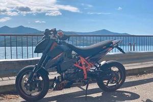 KTM 690 Duke - 2010