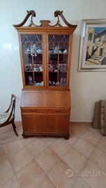 Vetrina soggiorno in stile classico