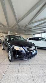 Volkswagen Tiguan 2.0 16V TDI DPF Trend & Fun (18°