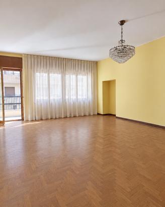 🏡 AMPIO E LUMINOSO TRILOCALE  IN CENTRO ZOGNO