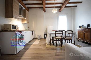 Appartamento di 123 m² con 4 locali e posto auto a