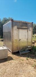 Container