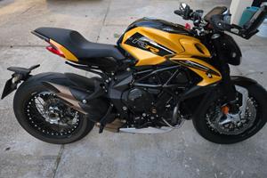 MV AGUSTA 800 DRAGSTER RR SCS
