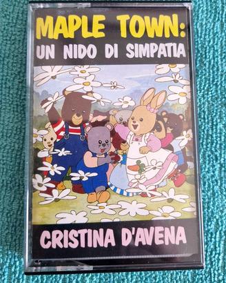 Cristina D'Avena – Maple Town: Un Nido Di Simpatia