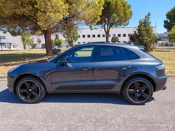 Porsche Macan 2.0 no super bollo come nuova.