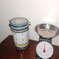 bilancia e porta zucchero porcellana 