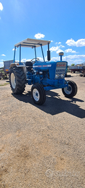Trattore ford 5000