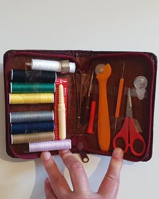 Set da cucire da viaggio