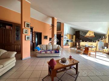 5 LOCALI A SAVIGLIANO