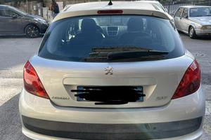 Peugeot 207 1.4 HDi