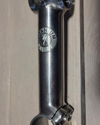 attacco manubrio titanio Specialized