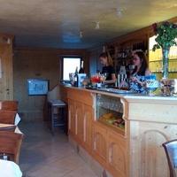 Attività bar-panificio con stabile