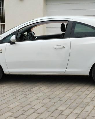 Opel Corsa 4^Serie 2010 1.2 Club 85cv_Neopatentati